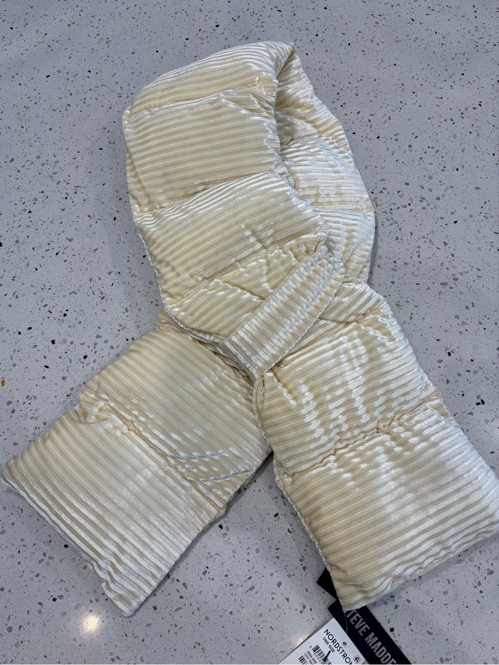 Steve Madden Women’s Ribbed Velvet Puffy Scarf in Off White.